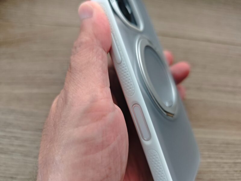 TORRAS iPhone17ケース
Ostand O3 Fitnessの画像