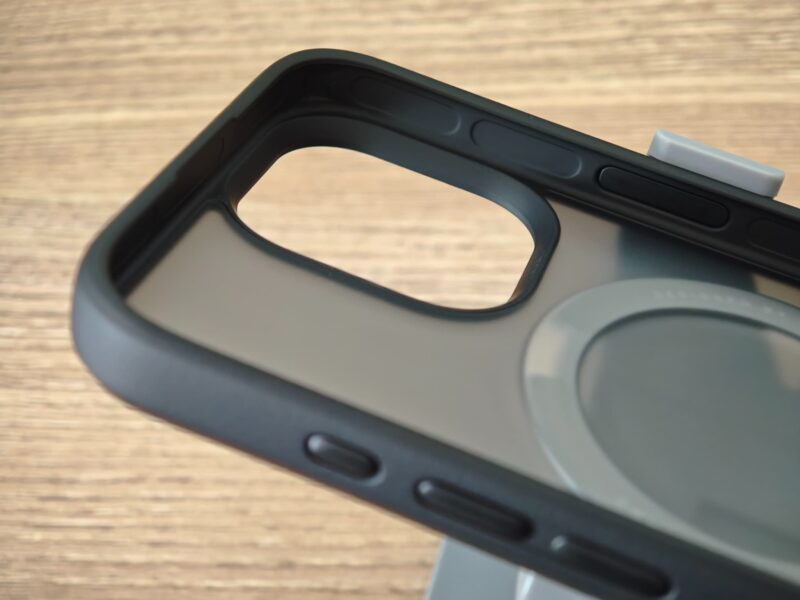 TORRAS iPhone17ケース
Ostand Q3 Spinの画像