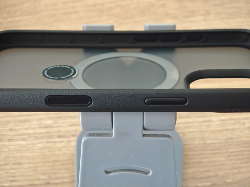 TORRAS iPhone17ケース
Ostand Q3 Spinの画像