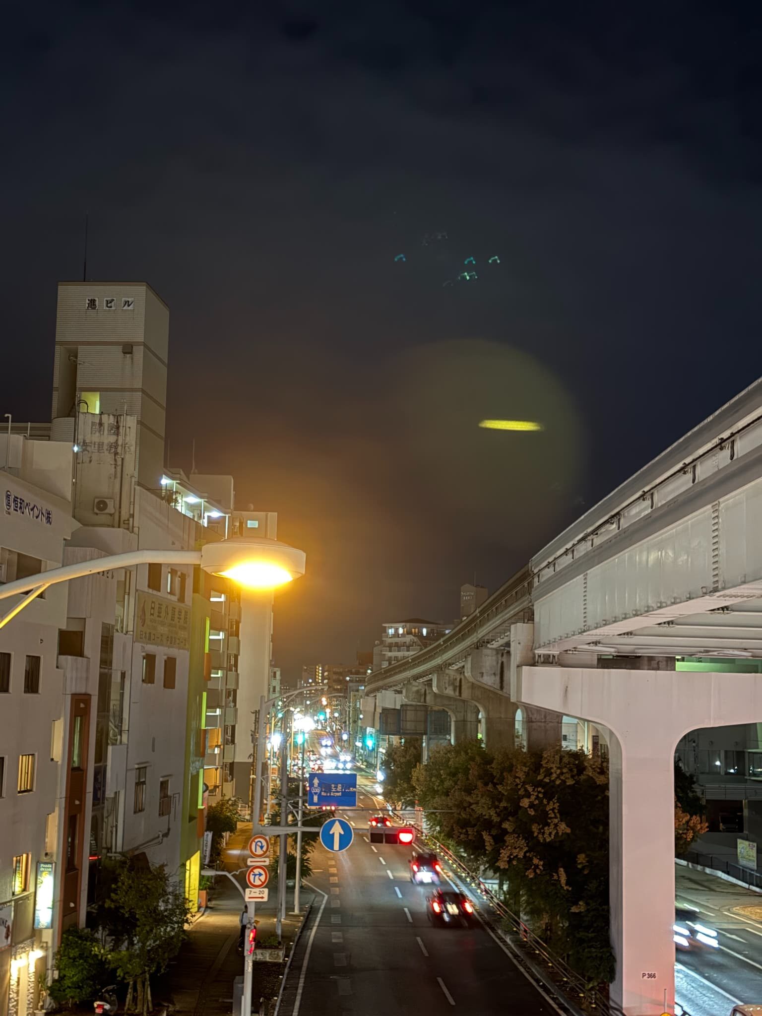 iPhone17カメラ撮影(夜間・光学2倍)