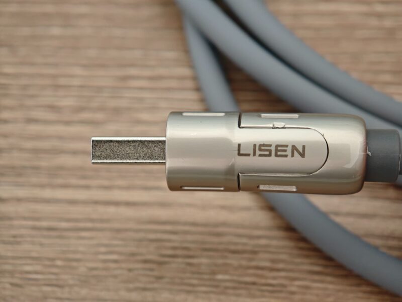 LISEN 4in1充電ケーブル画像