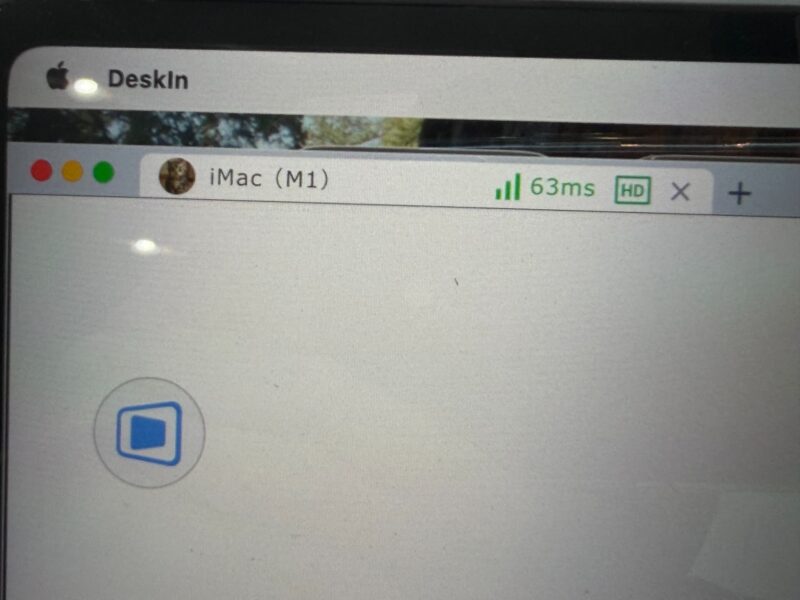 MacBook AirとiMacをDeskInで接続中